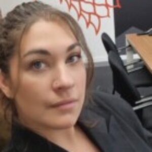 Profile photo of Alexandra Brecheteau